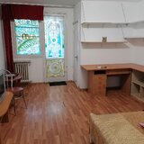 Titan, metrou Costin Georgian, etaj 7/10, libera